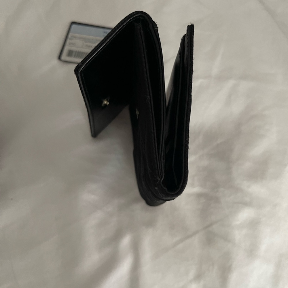 Prada Black Quilted Wallet - Picture 8 of 9